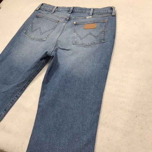 WRANGLER 626 Jeans Women 33x30 Westward High Rise Boot Light Wash Denim Blue - Picture 8 of 16